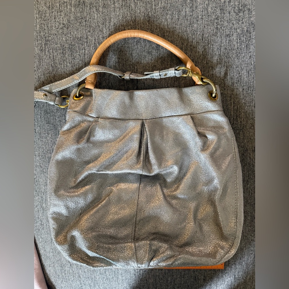Elegant Silver Handbag